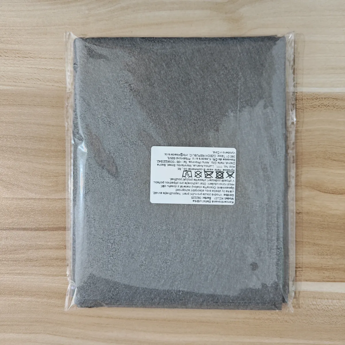 Dual-Sided Gray Drying Towel for Car Care thumbnail