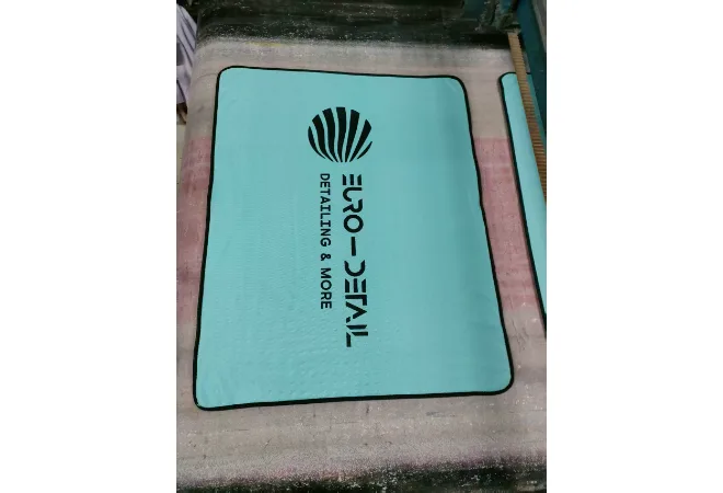 Korean Black Twist Loop Microfiber Towel for Car Care view 3