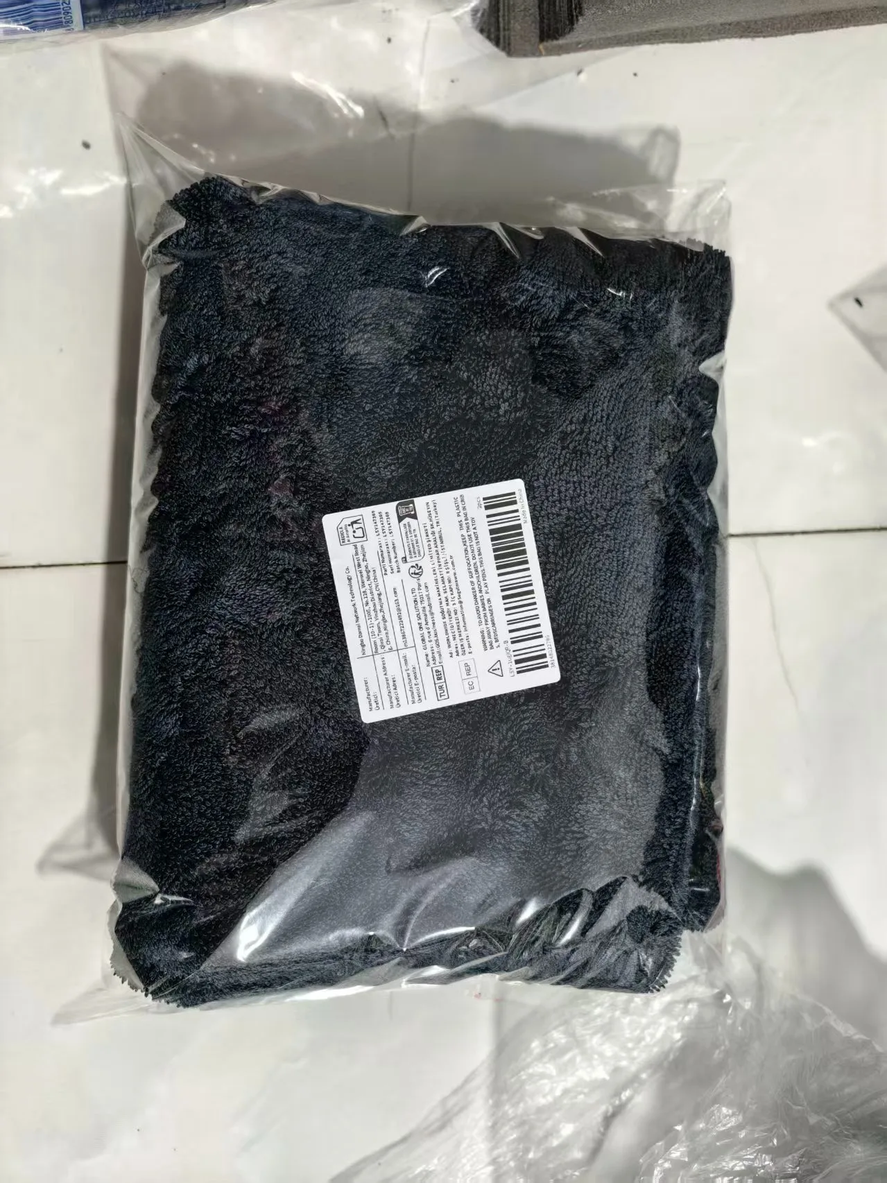 Korean Black Twist Loop Microfiber Towel for Car Care view 4