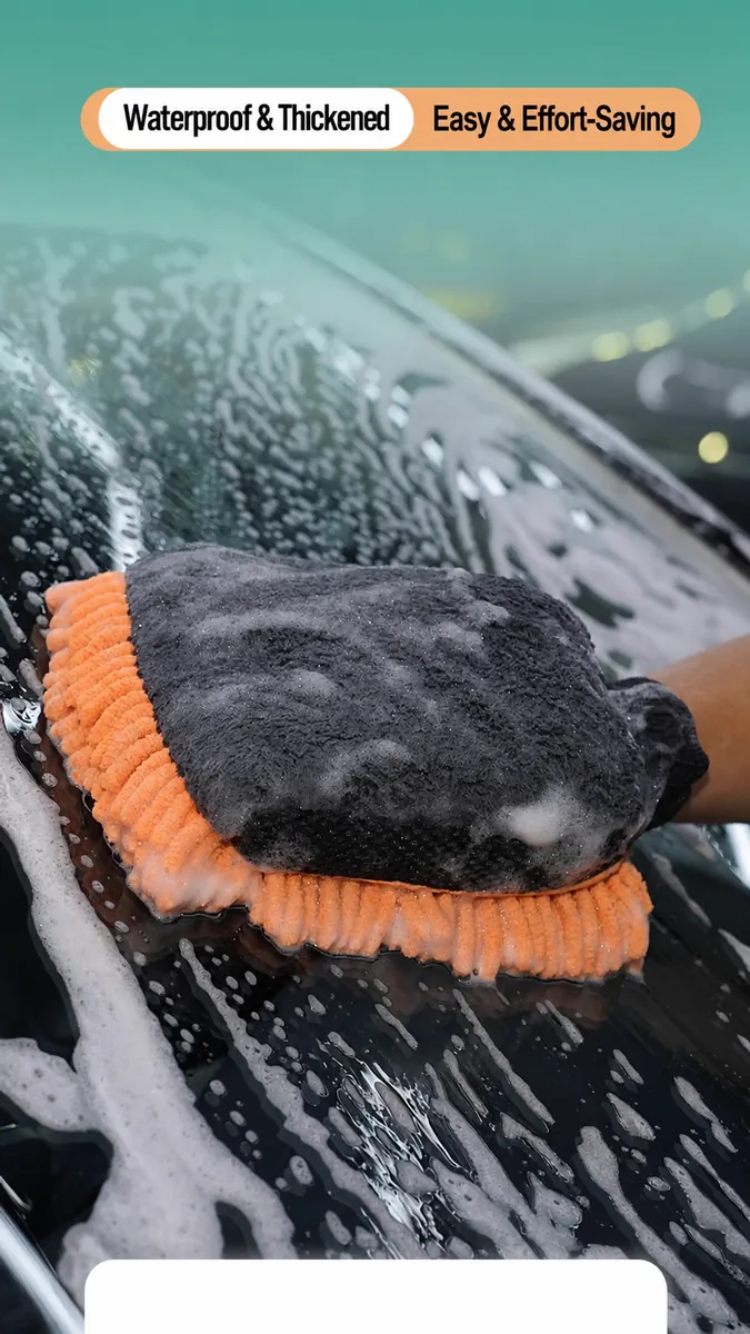 Dual-Sided Scrubbing Wash Mitt for Car Care thumbnail